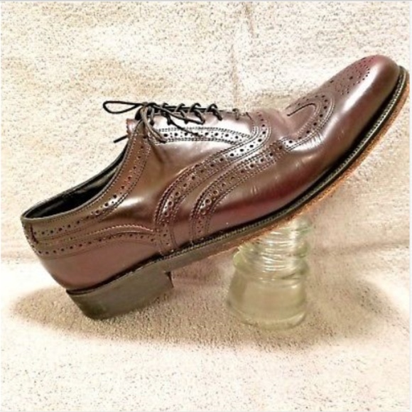 florsheim men's wingtip shoes